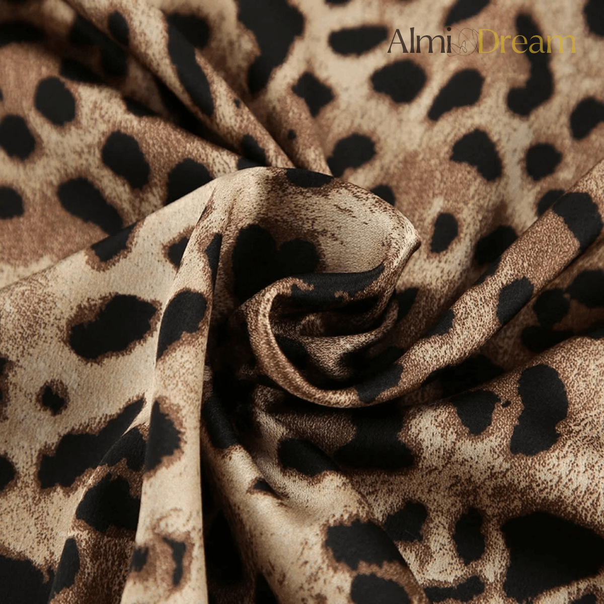 Dreamy Leopard Cozy Set
