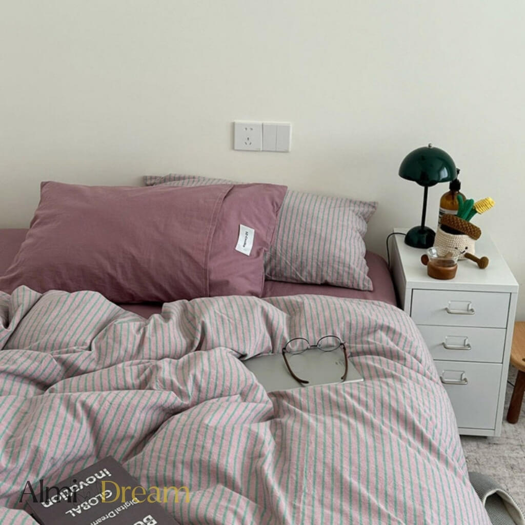 Dreamy Stripe Bedding Set